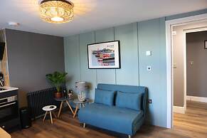 no.12 self check-in apartments