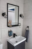 no.12 self check-in apartments
