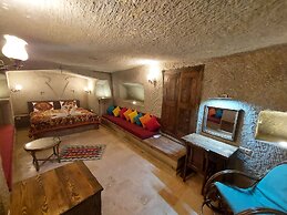 Armesos Cave Hotel