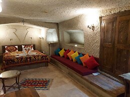 Armesos Cave Hotel