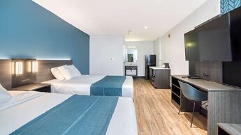 Studio 6 Suites – Stockton, CA – Waterfront