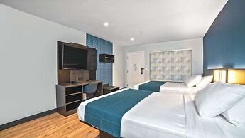 Studio 6 Suites – Stockton, CA – Waterfront