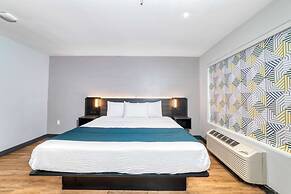 Studio 6 Suites – Stockton, CA – Waterfront