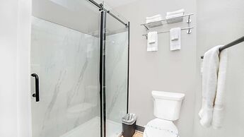 Studio 6 Suites – Stockton, CA – Waterfront