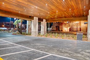 Studio 6 Suites – Stockton, CA – Waterfront