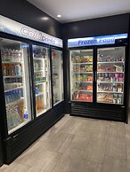 Studio 6 Suites – Stockton, CA – Waterfront