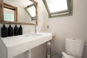 Mantur Parod by Selina