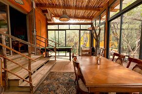 Mantur Parod by Selina