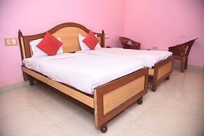Goroomgo Sharda Regency Raipur