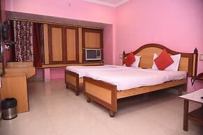 Goroomgo Sharda Regency Raipur
