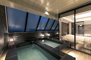 HOTEL KARUTA - Adults Only