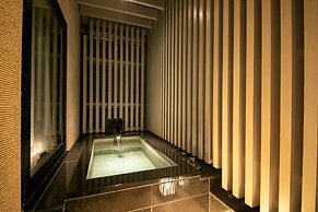 HOTEL KARUTA - Adults Only