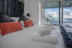 Sunrise - 5 Bedroom Home - Pendine