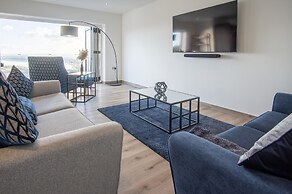 Sunrise - 5 Bedroom Home - Pendine