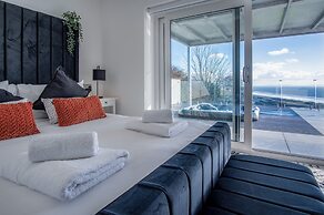 Sunrise - 5 Bedroom Home - Pendine