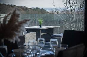 Sunrise - 5 Bedroom Home - Pendine