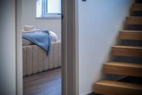 Sunrise - 5 Bedroom Home - Pendine