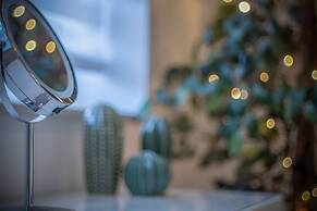 Sunrise - 5 Bedroom Home - Pendine