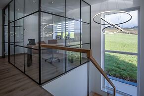 Sunrise - 5 Bedroom Home - Pendine