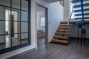 Sunrise - 5 Bedroom Home - Pendine