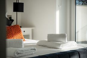 Sunrise - 5 Bedroom Home - Pendine