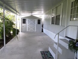 Taylor Creek River Cottage By The Boat Ramp 2 Bedroom Cottage by RedAw