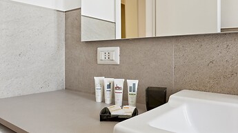 Largo Allegri 4 - Apartment Milan