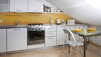 Mi-ales10a5 - Alessi 10