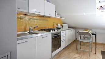 Mi-ales10a5 - Alessi 10