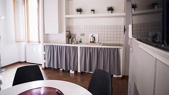 Mi-como8a1 - Corso Como 8 - Mono I