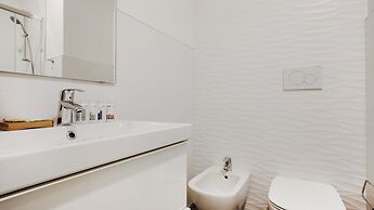 Mi-brgz1c1 Bergonzoli Place - Bilo B - Nina