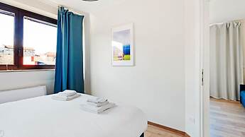 Mi-brgz1b4 Bergonzoli Place - Terrace B - On the Grass