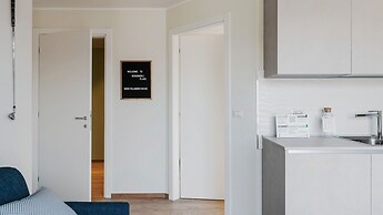 Mi-brgz1b4 Bergonzoli Place - Terrace B - On the Grass