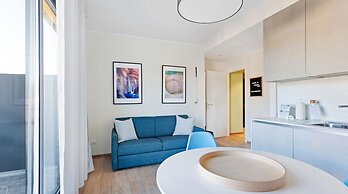 Mi-brgz1b4 Bergonzoli Place - Terrace B - On the Grass