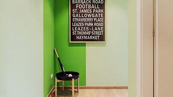 Mi-brgz1b4 Bergonzoli Place - Terrace B - On the Grass