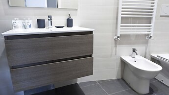 Mi-pfir4a4 - Piazza Firenze 4