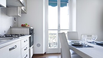 Mi-pfir4a4 - Piazza Firenze 4