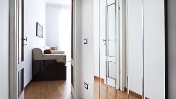 Mi-pfir4a4 - Piazza Firenze 4