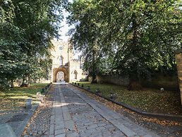 High Church Hill