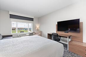 Holiday Inn Express Kansas City North – Parkville by IHG
