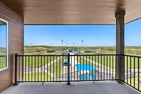 Holiday Inn Express Kansas City North – Parkville by IHG
