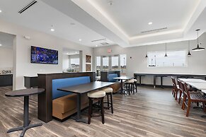 Holiday Inn Express Kansas City North – Parkville by IHG
