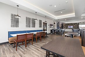 Holiday Inn Express Kansas City North – Parkville by IHG