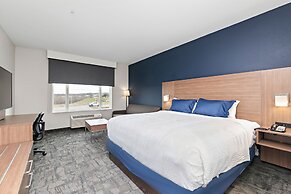 Holiday Inn Express Kansas City North – Parkville by IHG