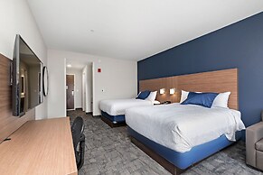 Holiday Inn Express Kansas City North – Parkville by IHG