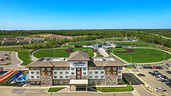 Holiday Inn Express Kansas City North – Parkville by IHG