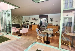 Sintra Green Chalet - Bed & Breakfast