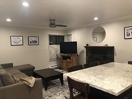 Fireside at The Village - Near Hike/bike!