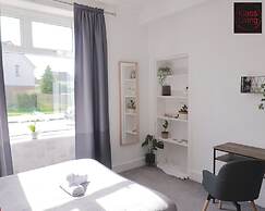 One Bedroom Apartment by Klass Living Serviced Accommodation Bellshill