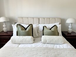 Windsor Mews by Stay Focused SA